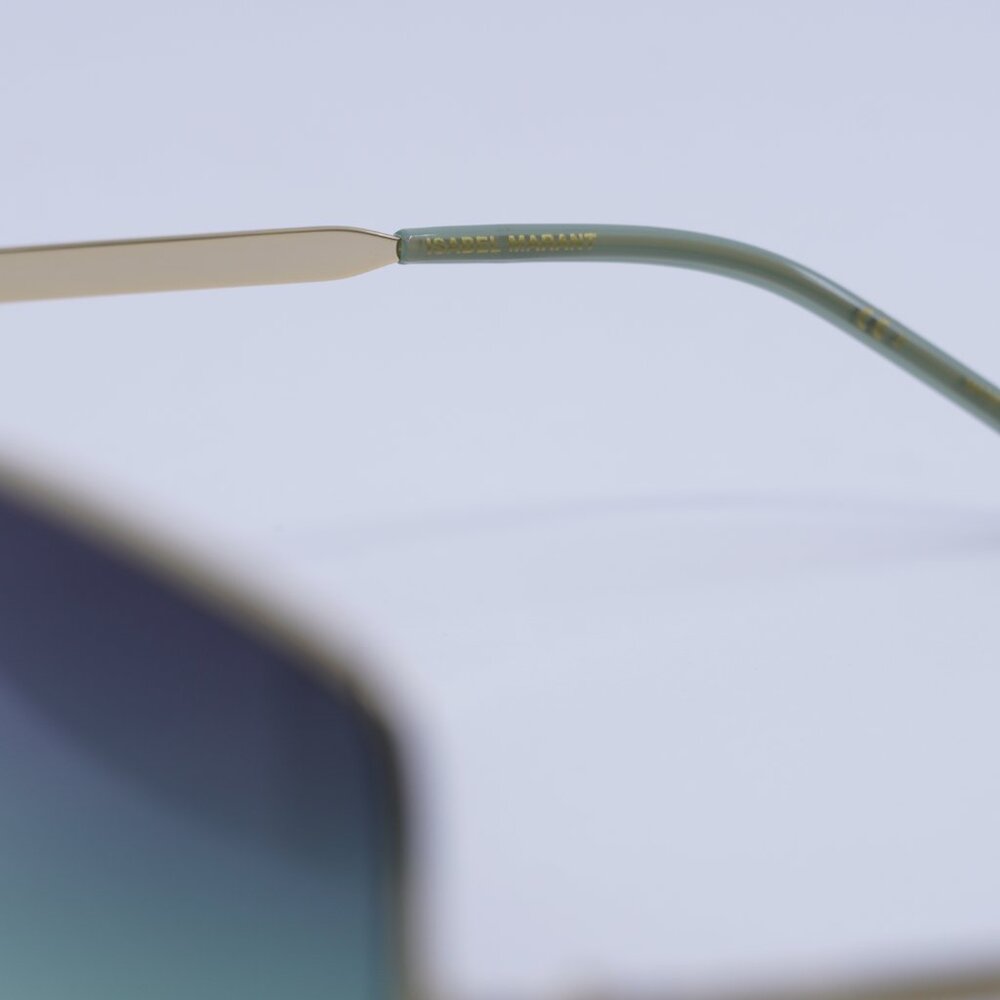 Isabel Marant IM 0102/S 0PEF IB Sunglasses - Gold Frame, Green Lenses - Picture 5 of 11